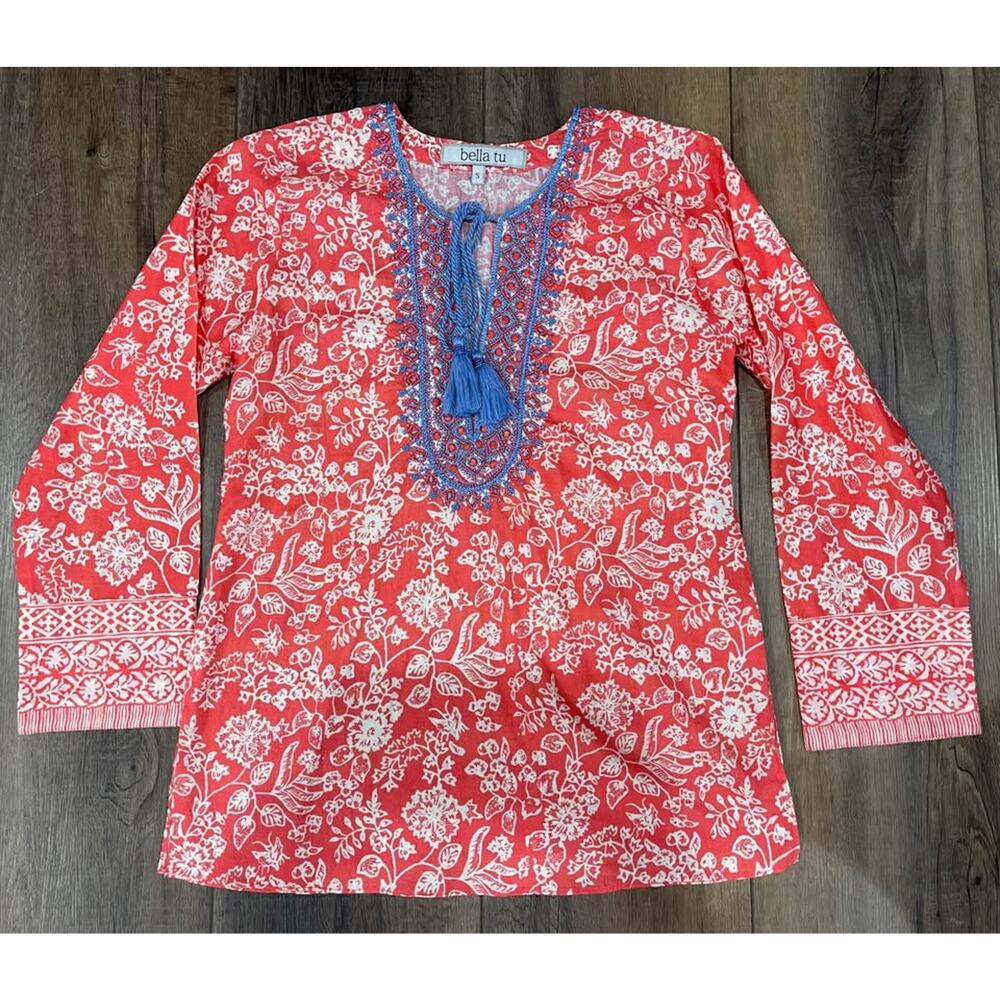 bella tu Floral Tasseled V Neck (S)
